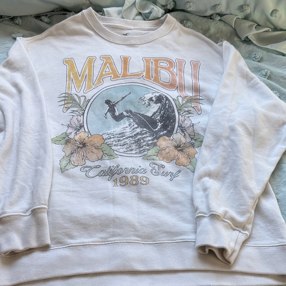 Hollister White Malibu California Surf Crewneck Sweater